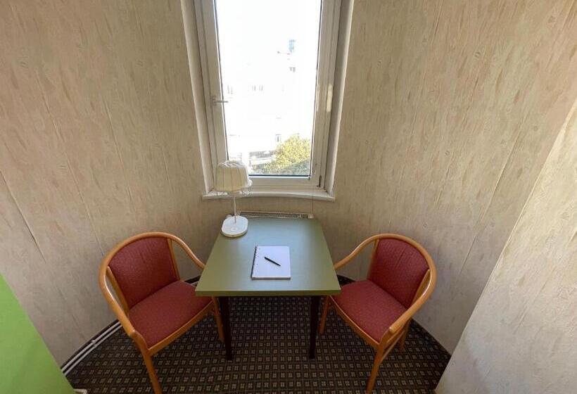 스탠다드 룸, Tabor Rooms