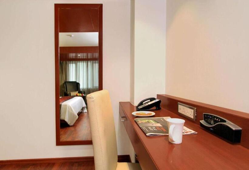 اتاق پرمیوم, Comfort Inn Insys