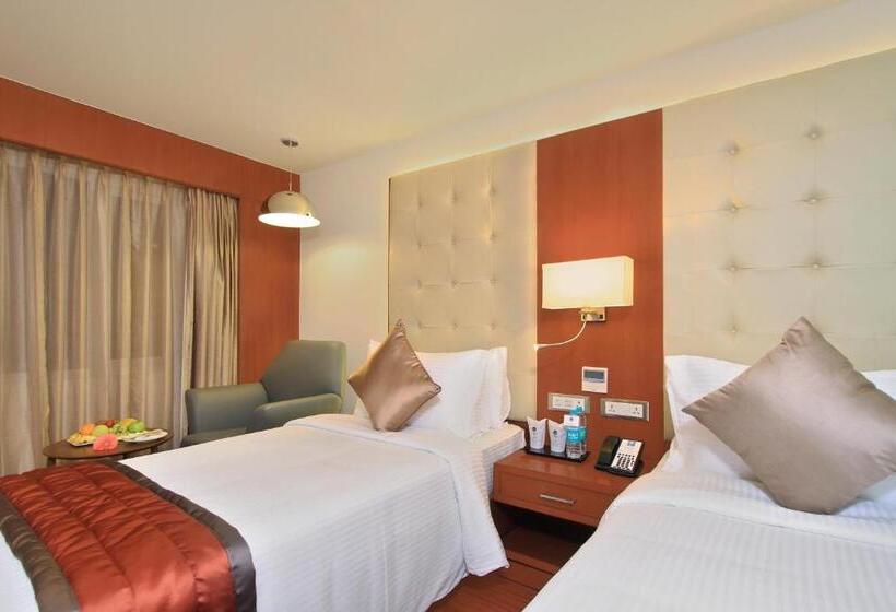 اتاق پرمیوم, Comfort Inn Insys