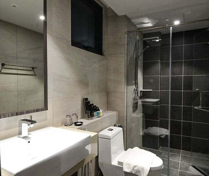 سوییت, The Granite Luxury