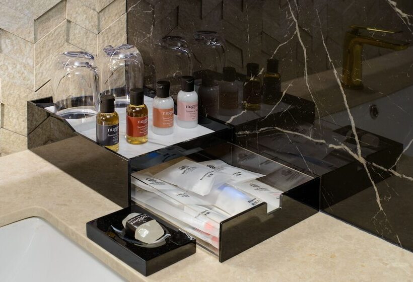 اتاق پرمیوم, The Granite Luxury