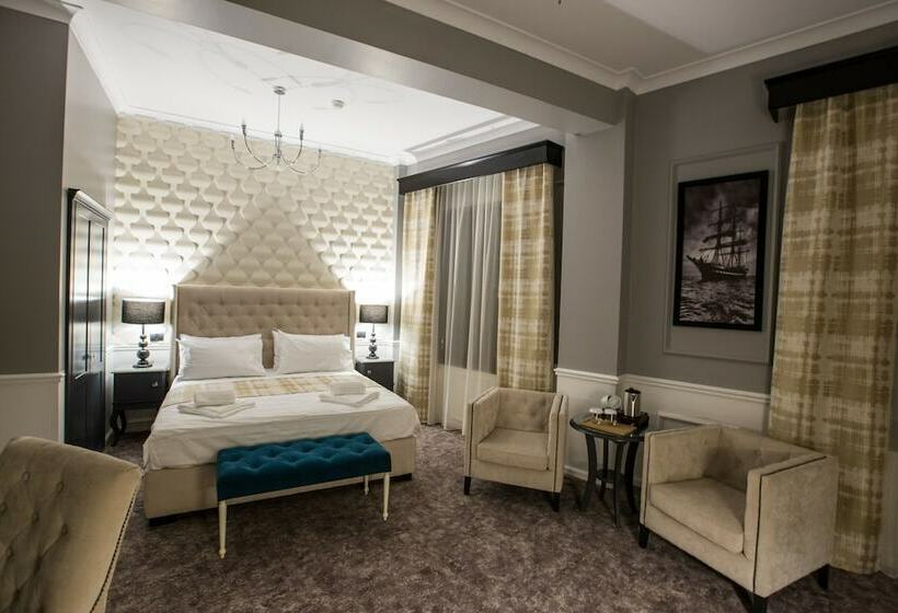 Номер Deluxe, Peninsula Boutique