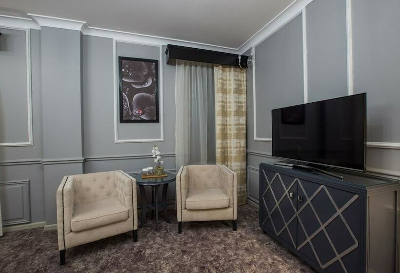 Номер Deluxe, Peninsula Boutique
