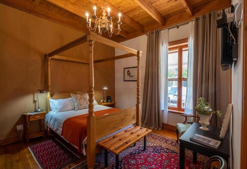 Номер Стандарт, Merindol Manor