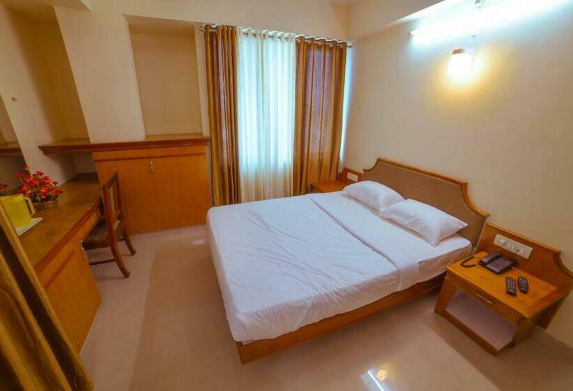 Standard Room, Pepper Residency