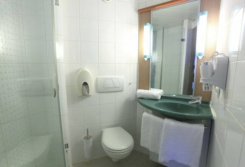 Номер Стандарт, Brit Hotel Calais