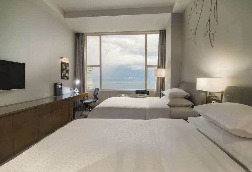 Premium Room Sea View, Four Points By Sheraton Manado