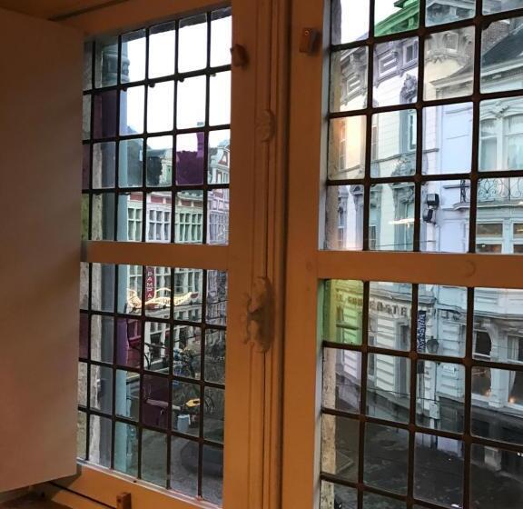 Suíte 2 Dormitórios, Burgstraat 8