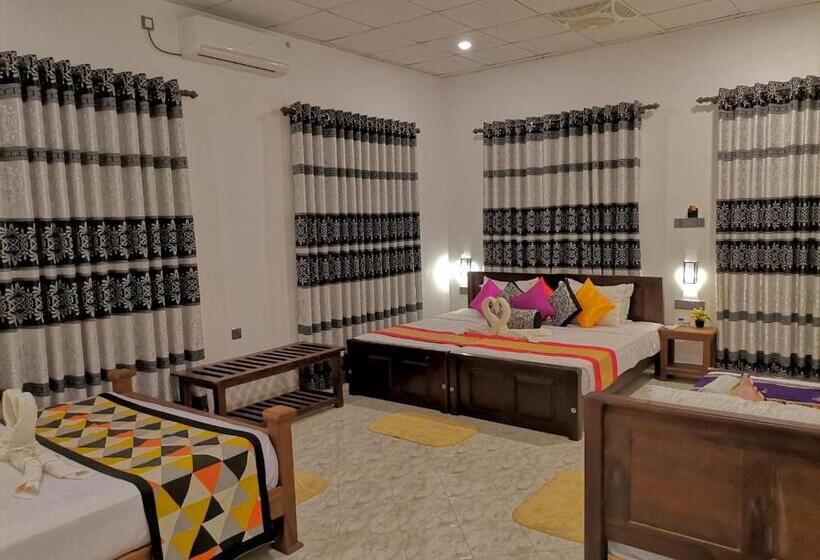 Семейный Номер Вид на Сад, Levona Garden Resort