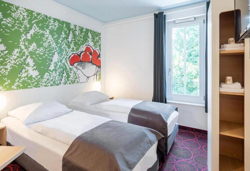 标准三人间, B&b Hotel Offenburg City