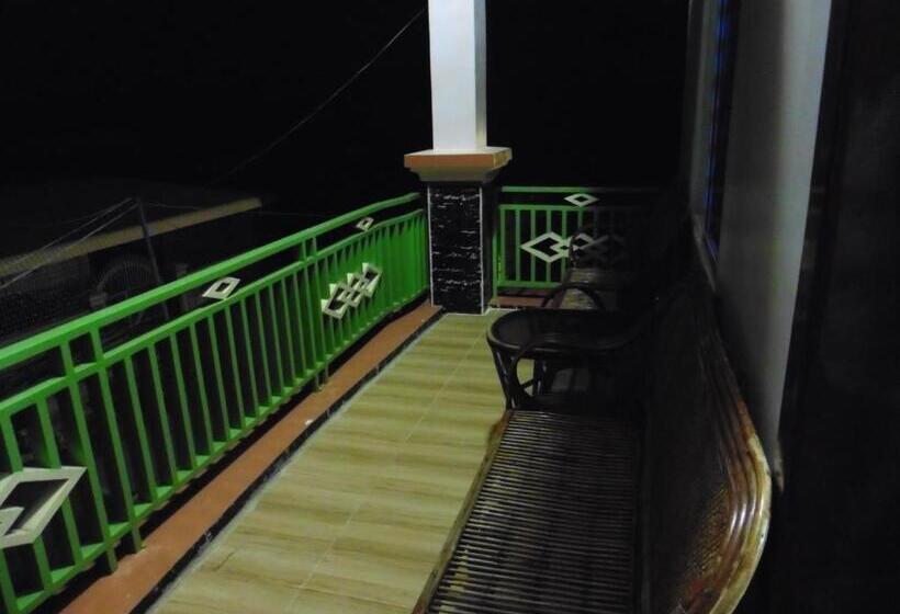 家庭间, Sunrise Villa
