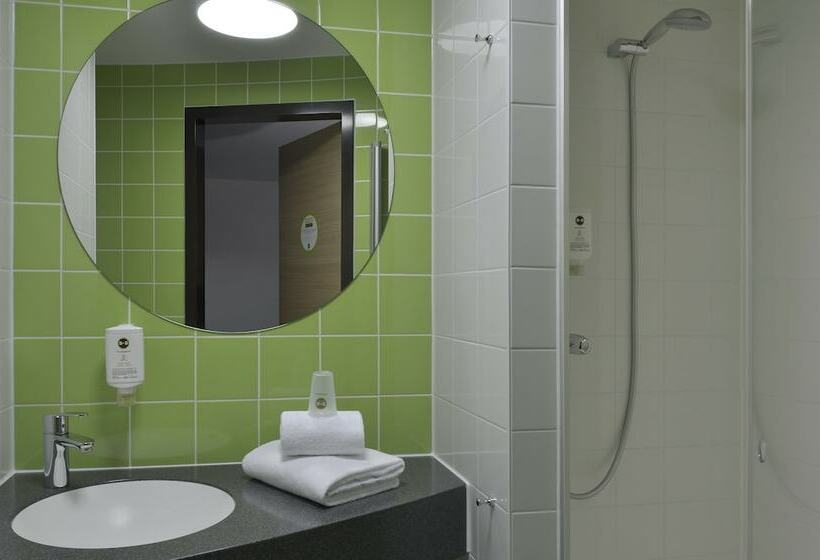标准三人间, B&b Hotel Offenburg City