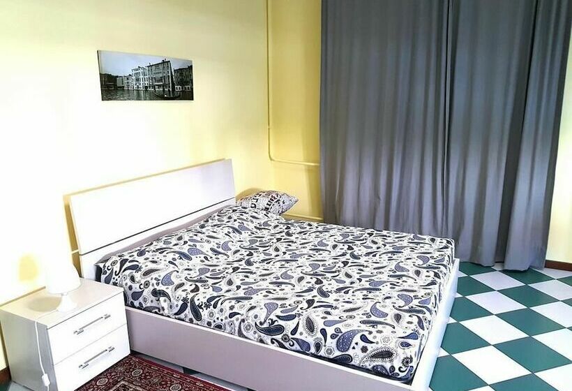 Номер Стандарт Двуспальная Кровать, Nightstars B&b