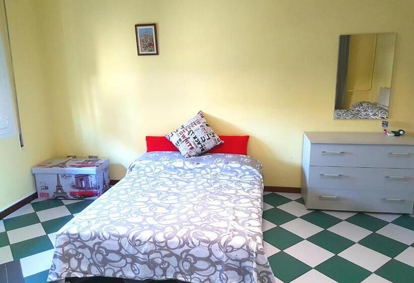 Номер Deluxe, Nightstars B&b