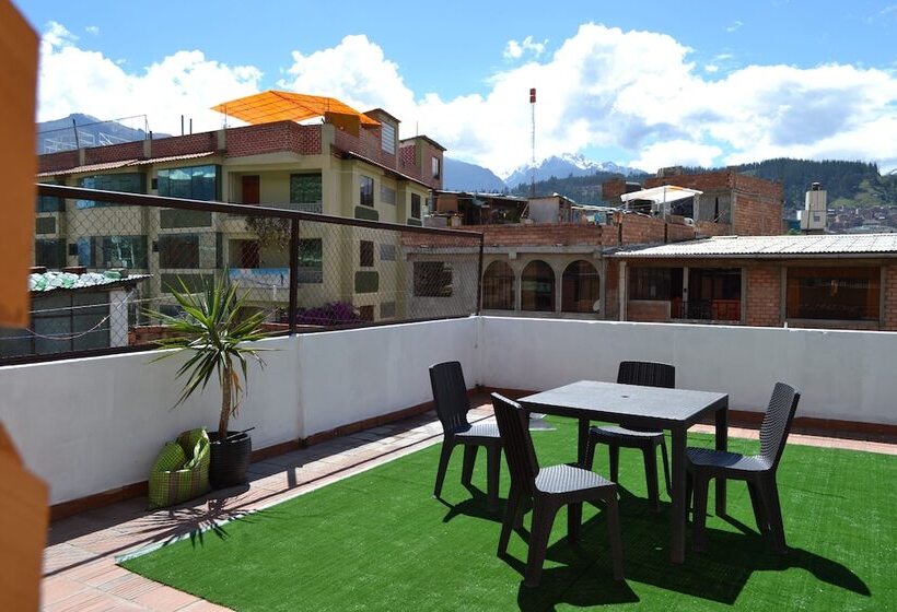 חדר משפחתי, Sosa House