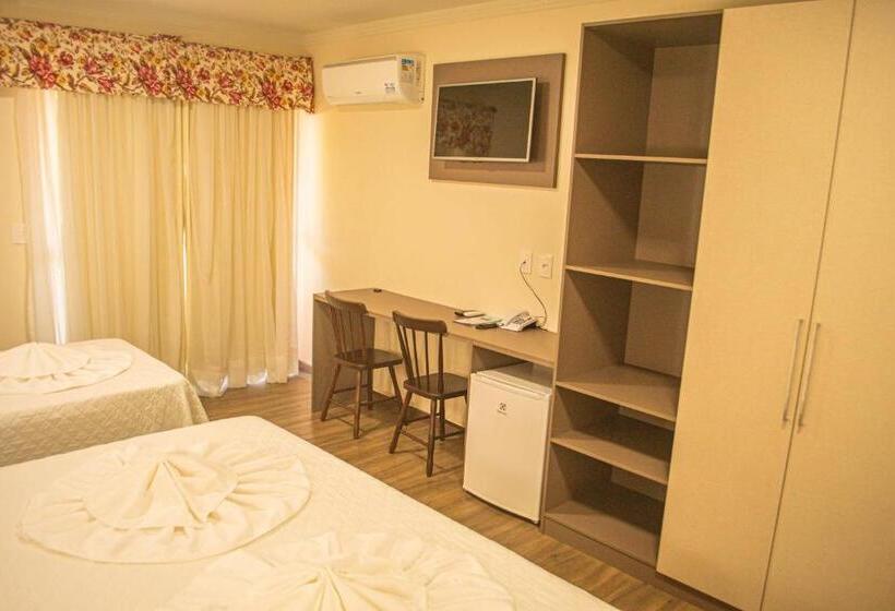Четырехместный Номер Стандарт, Balneário