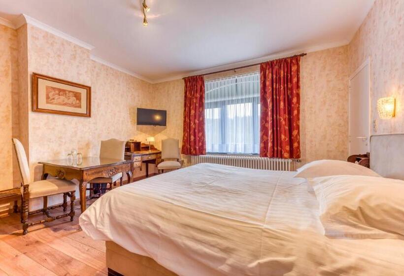 Номер Стандарт, Hôtel Le Cor De Chasse
