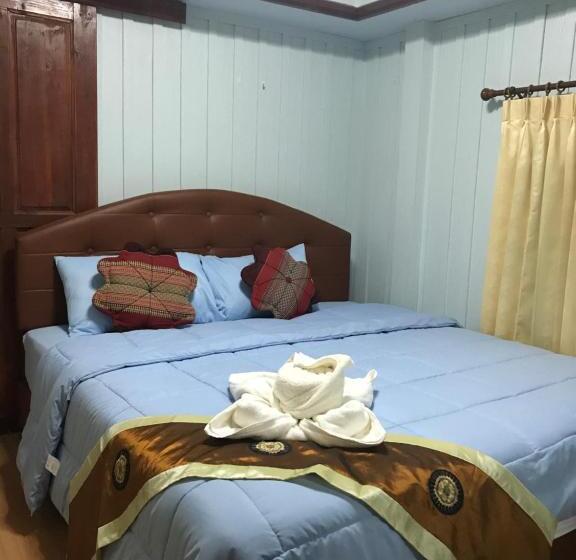 Семейный Номер, บ้านเรือนไท มวกเหล็ก Ban Ruenthai Muaklek