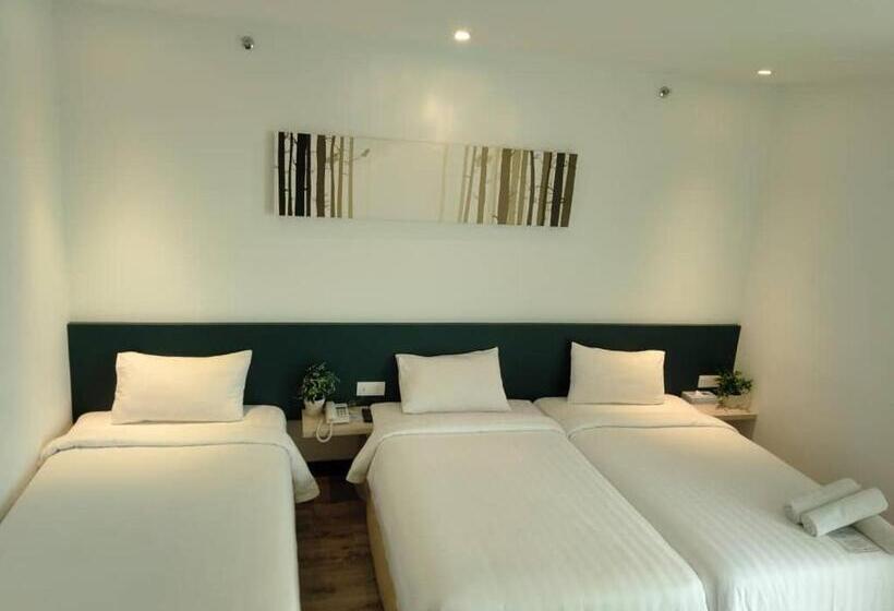 Семейный Номер, Fuller Hotel Kulim