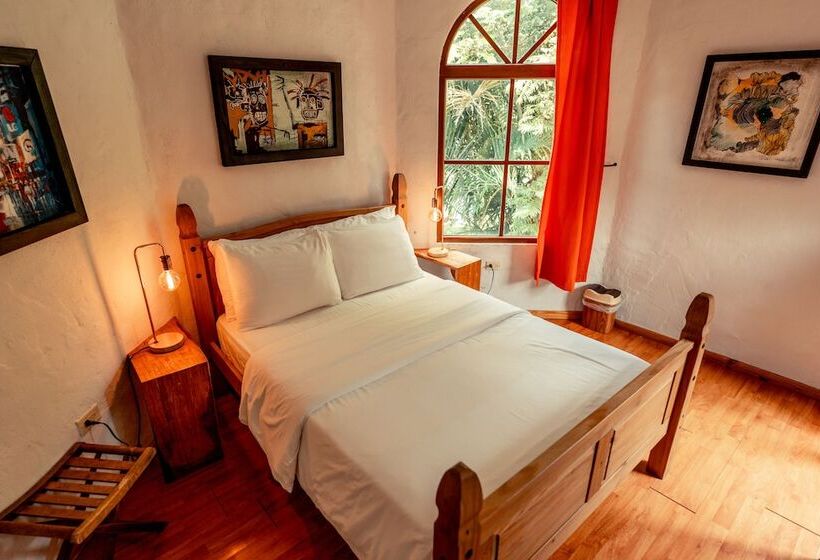 Quarto standard, Bambuda Castle