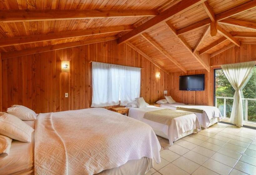 Quarto Superior Quádruplo, Hola Pucon