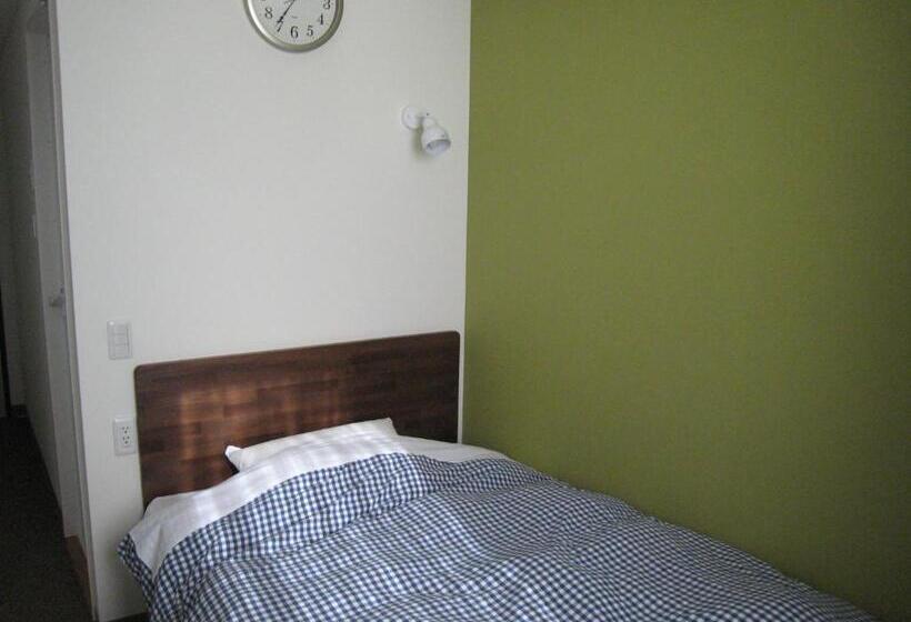 اتاق استاندارد یک نفره, Kumagaya Royal Hotel Suzuki