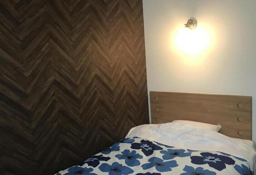 اتاق اکونومی یک تخته, Kumagaya Royal Hotel Suzuki