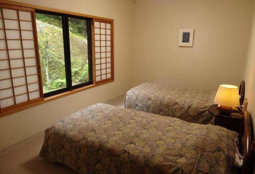 Номер Стандарт, Auberge Funoki