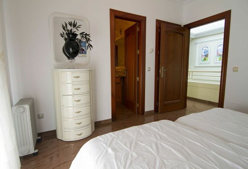 Номер Deluxe Вид на Море Боковой, Villa Pergola Luxury B&b