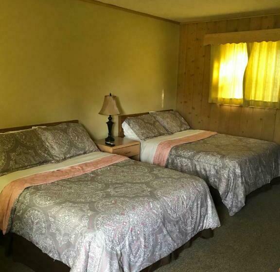 标准间, Royal Motel