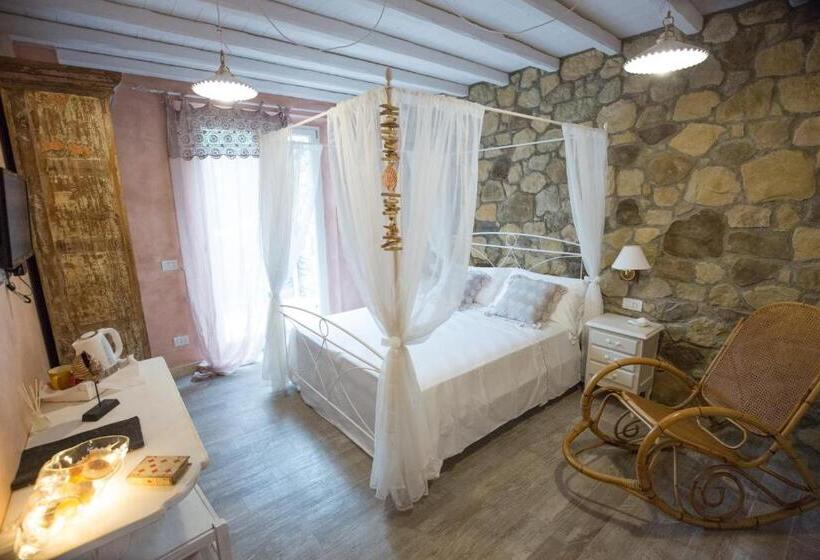 Номер Стандарт, La Rocca Maison De Charme