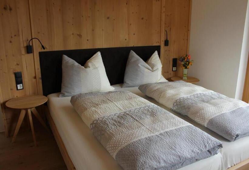 Апартаменты 2 Спальни, Eco Bnb & Apartments Bründlerhof