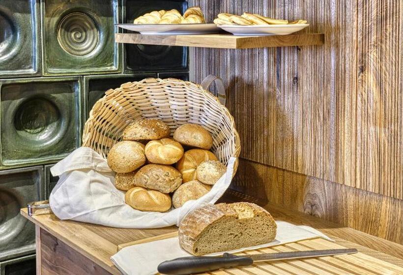 Апартаменты 2 Спальни, Eco Bnb & Apartments Bründlerhof