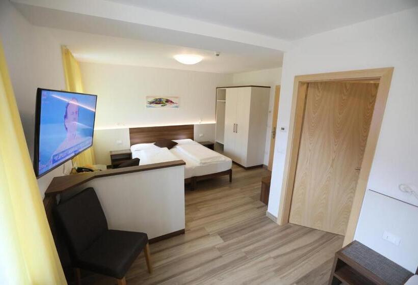 Номер Стандарт Трехместный, Stampfer B&b