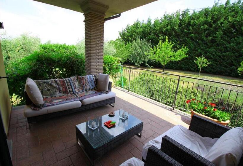 سوئیت با وان آب گرم, B&b Ellera Viterbo