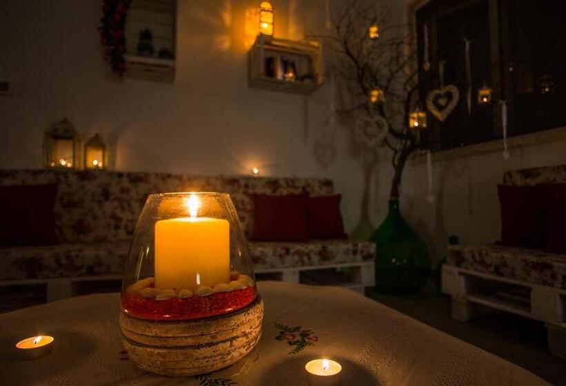 غرفة إقتصادية, Casa Poesia