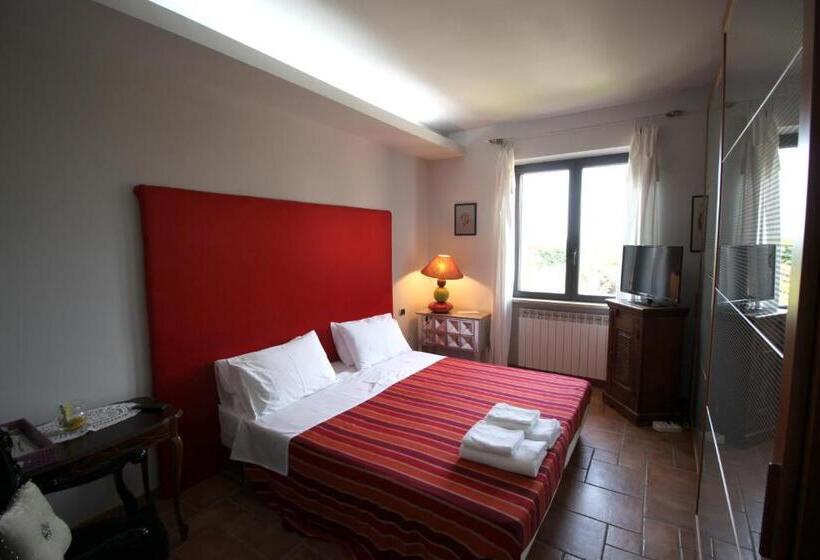 اتاق استاندارد با چشم‌انداز باغ, B&b Ellera Viterbo