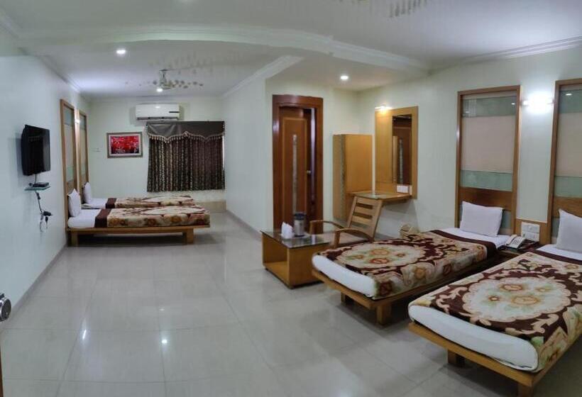 Трехместный Номер Deluxe, Easy Retreat