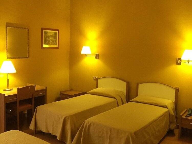 Четырехместный Номер Стандарт, Relais Filonardi