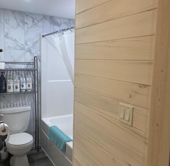 Трехместный Номер Комфорт, Cougar Mountain Lodge B&b
