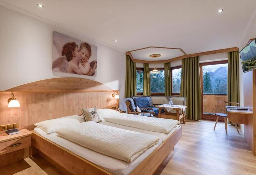 Семейное Студио, Gasthof Felsenkeller