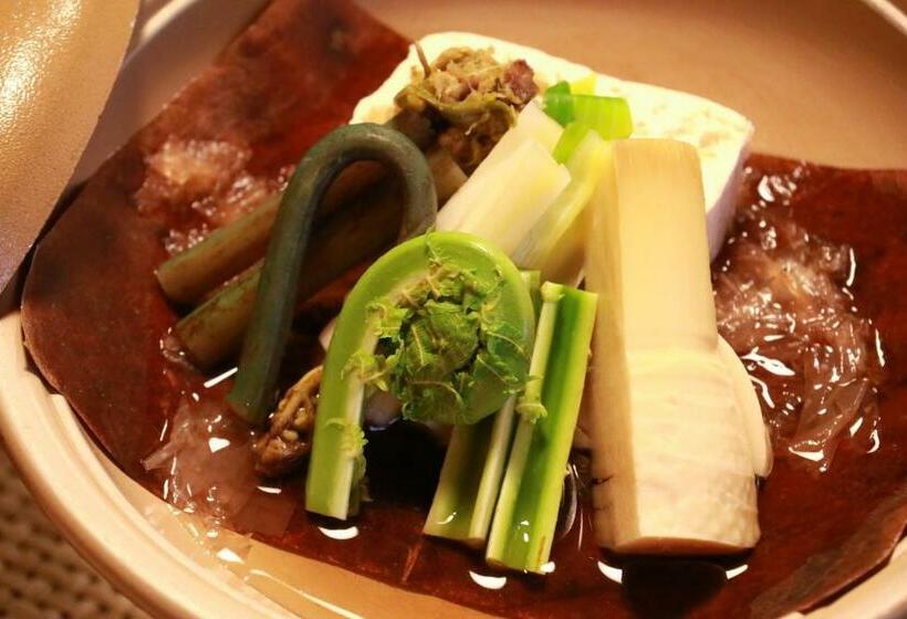 4인용 스탠다드 룸, Yumoto Choza