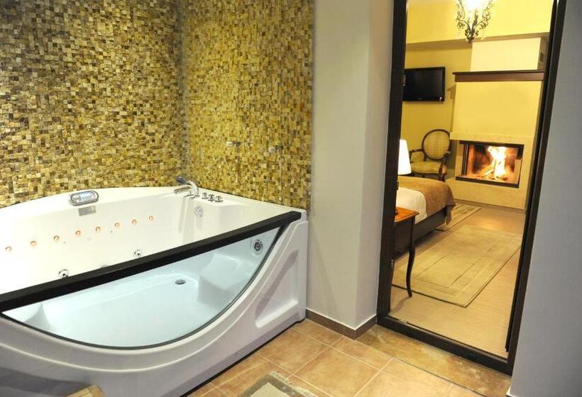 Полулюкс, Agapi Luxury