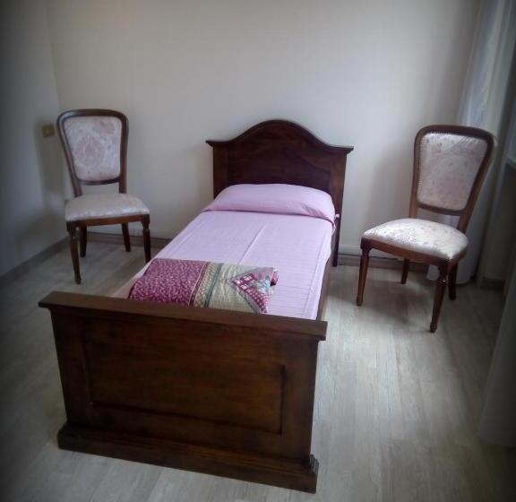 Номер Стандарт Трехместный, Albergo Motta