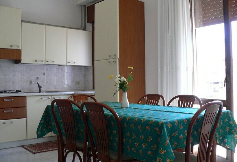Apartamento 1 Dormitório, Residence Madrid