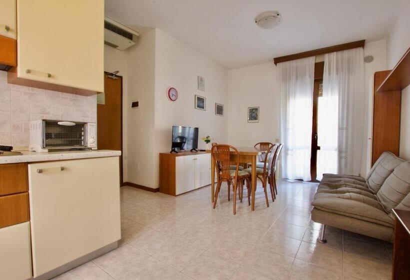 Apartamento 1 Dormitório, Residence Madrid