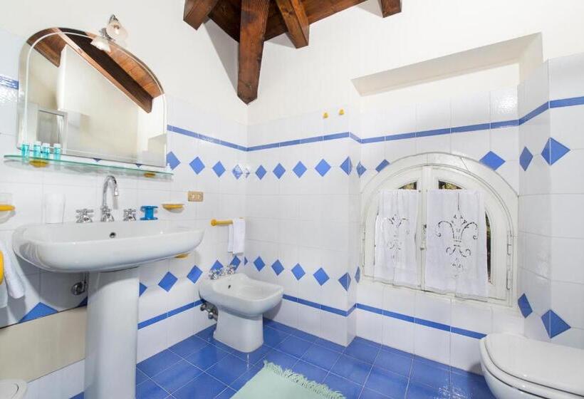 Номер Стандарт Вид на Сад, Villa Pinetina B&b