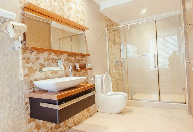 اتاق لوکس, Tanga Beach Resort & Spa