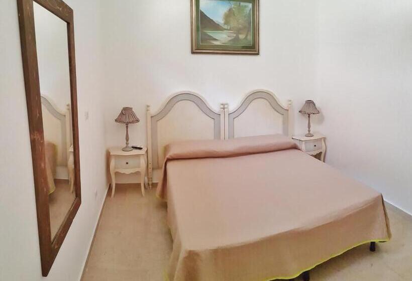 Апартаменты 1 Спальня Нижний Этаж, Palazzo Cavoti