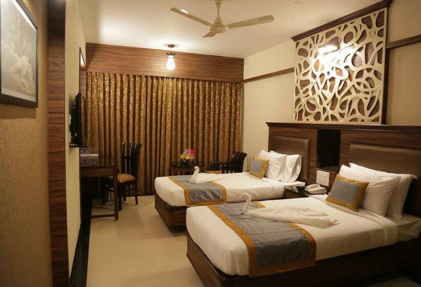 Quarto Estandar, Rangalaya Royal